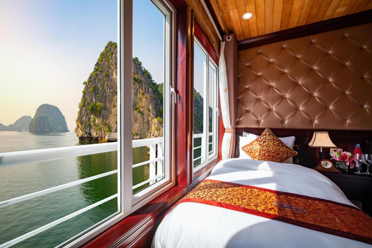 Lavender Elegance Cruises Hotel Hạ Long Ngoại thất bức ảnh