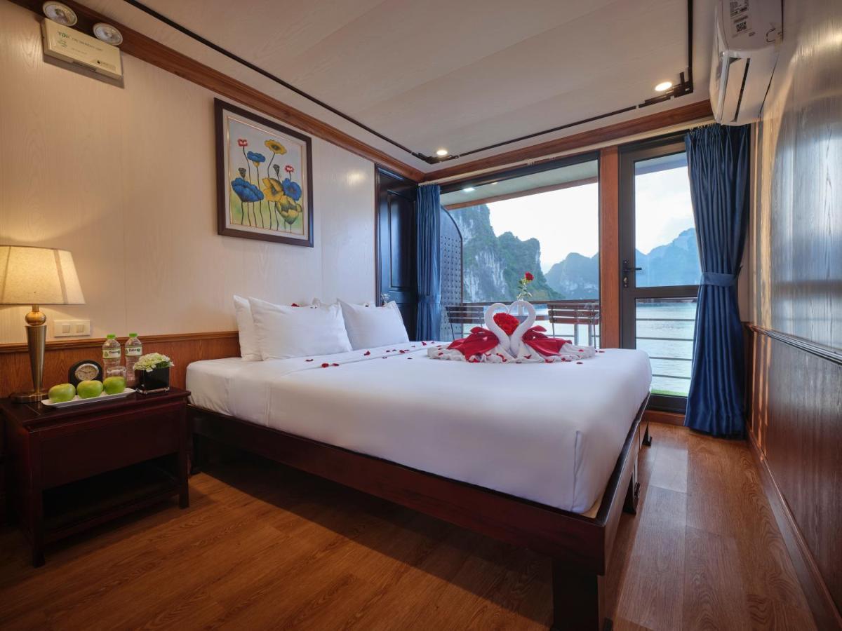 Lavender Elegance Cruises Hotel Hạ Long Ngoại thất bức ảnh